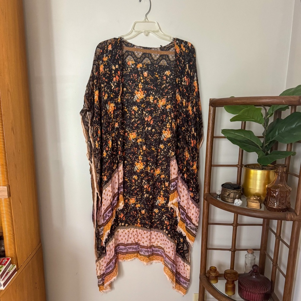 Women’s American Eagle Outfitters Midi Length Boho Floral Fringed Kimono